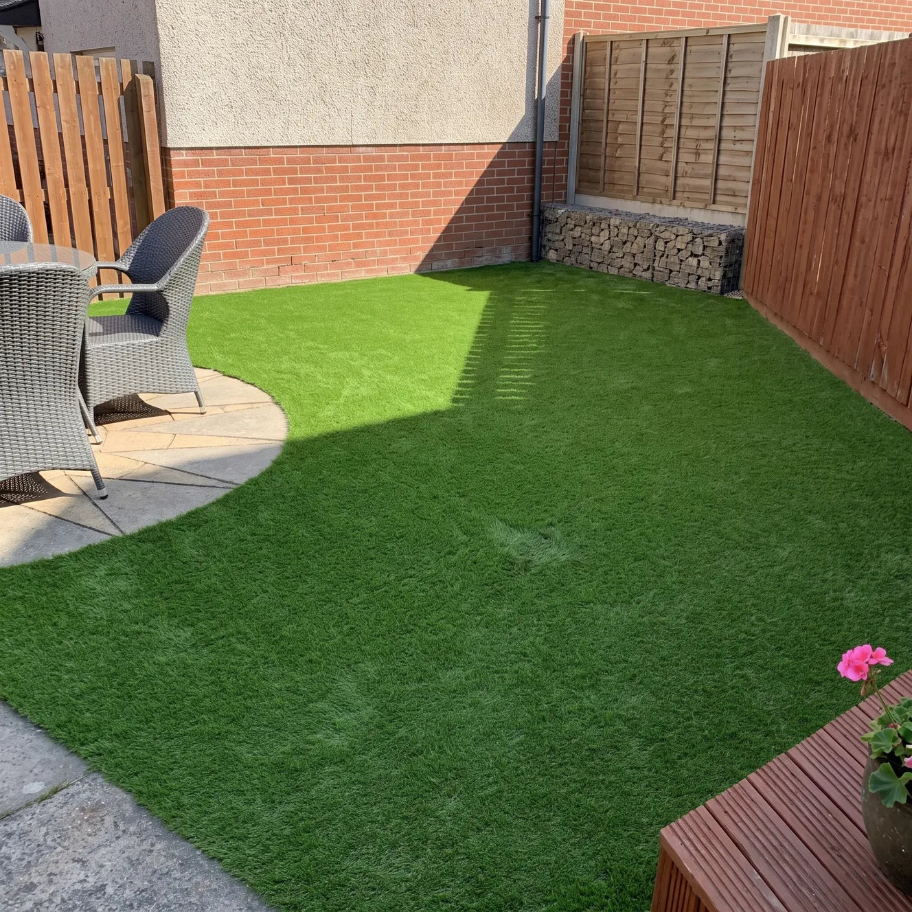 Dan 38mm Artificial Grass